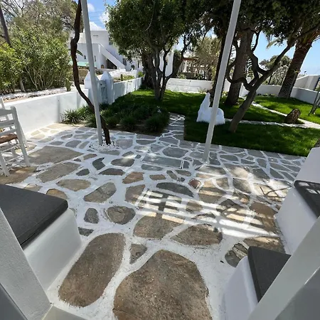 Flisvos Garden Apartment Naxos City