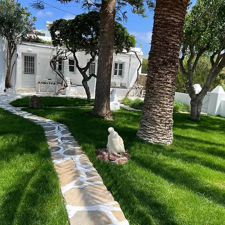 Flisvos Garden Apartment Naxos City