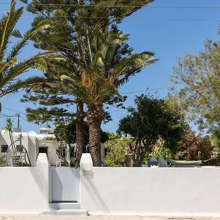 Flisvos Garden Apartment Naxos City