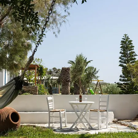 Flisvos Garden * Naxos City