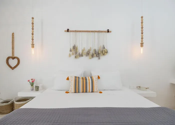 Flisvos Garden * Naxos City