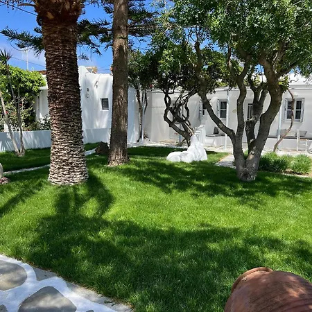 Flisvos Garden * Naxos City